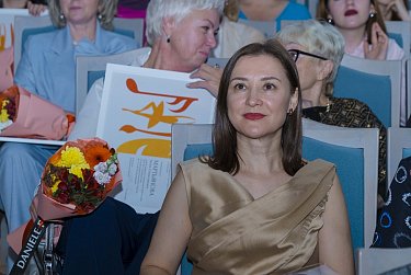 Признание лучшим педагогам
